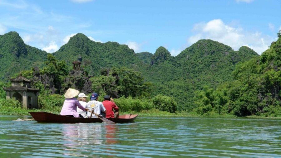 Private Car/Bus Renting Hanoi - Ninh Binh - Halong - Sapa... - Who this tour suits best (and who should skip it)