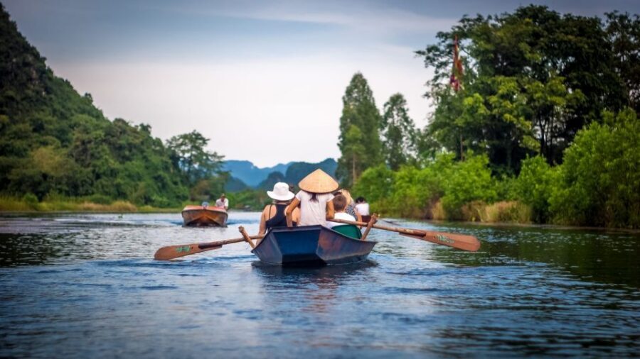 Private Car/Bus Renting Hanoi - Ninh Binh - Halong - Sapa... - Hang Mua’s 500 steps: a viewpoint over Tam Coc love valley