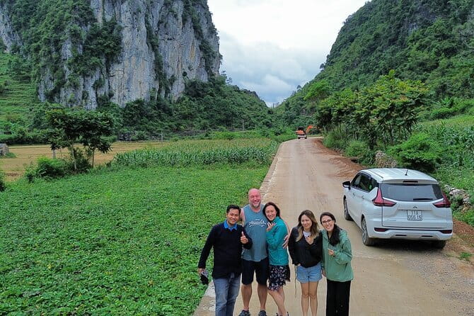 Private Early Morning Tour in Hanoi City - How the guide shapes the whole experience