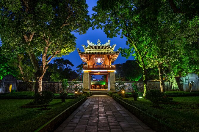 Private Experience Hanoi City, Food Street, Bat Trang Ceramic - Temple of Literature: Vietnam’s first university, minus the museum vibes