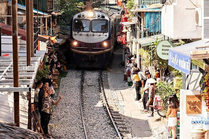 Private Guide In and Around Hanoi: Custom Tour: Departure Anytime - A departure-anytime private guide that actually gives you control