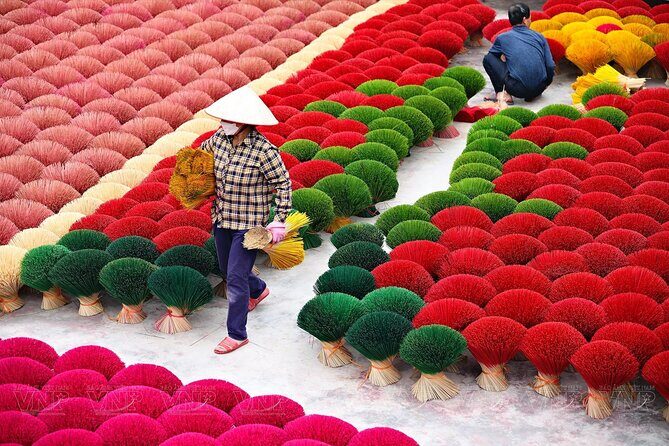 Private Half Day Tour to Quang Phu Cau Incense village from Hanoi - Photography and local culture: how to get great shots without being disruptive