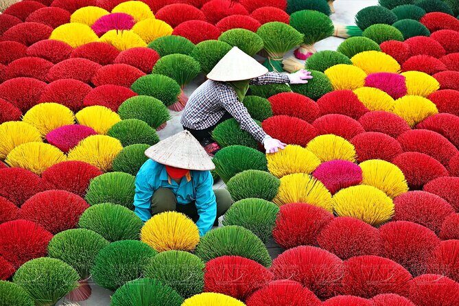 Private Half Day Tour to Quang Phu Cau Incense village from Hanoi - Lang Hương Quang Phú Cầu: where you’ll see incense toothpick making and the workshop rhythm