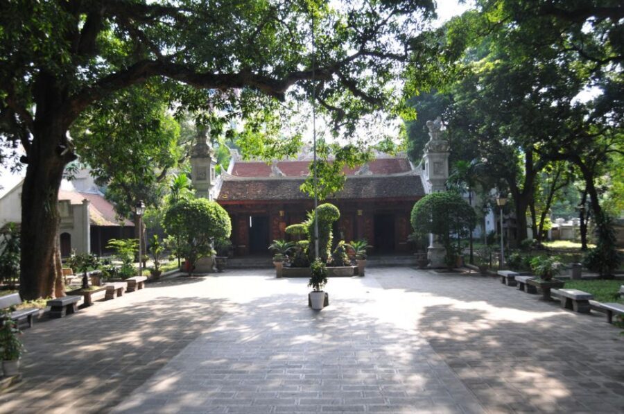 Private Hanoi City Tour: HoChiMinh Mausoleum & Water Puppet - One-Pillar Pagoda and Quan Thanh Taoist Temple: Hanoi’s Sacred Architecture