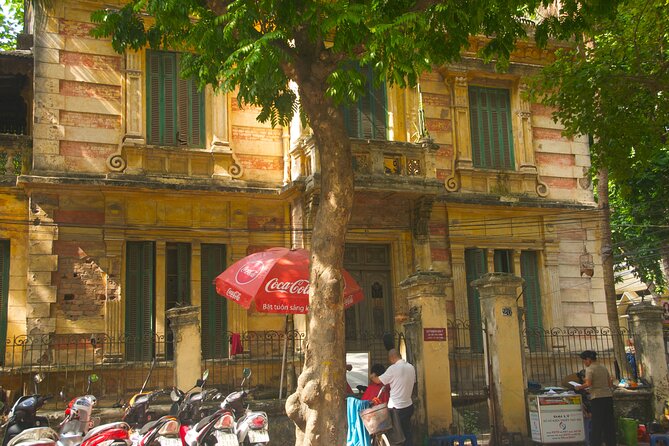 Private Hanoi Half-Day Tour: Train Street and Must Visit Places - Train Street: coffee, nerves, and a very specific kind of photo