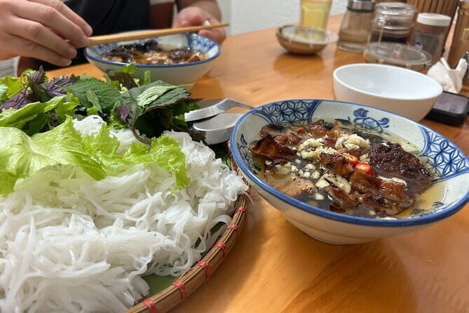 Private Hanoi Old Quarter Food Tour with 8+ Authentic Tastings - Key things that make this Hanoi food tour worth your time