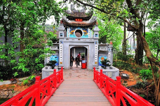 Private Hanoi Shore Excursion with Puppet Show from the port - Temple of Literature: 1070 origins, schoolyard reverence, and calm moments