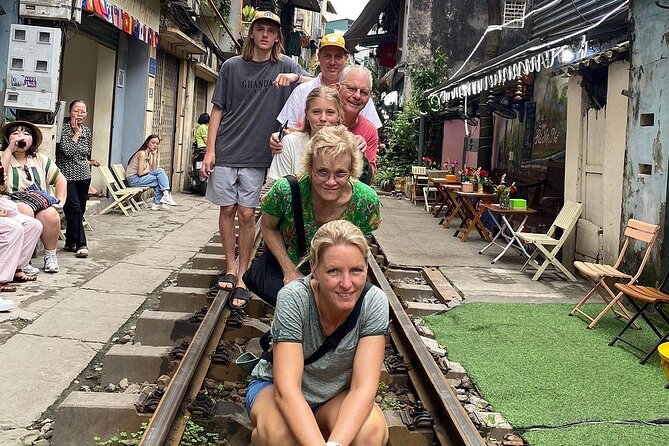 Private Hanoi Sightseeing Tour by Army Jeep - Long Bien Bridge: A Century-Old Landmark With Real Street Life