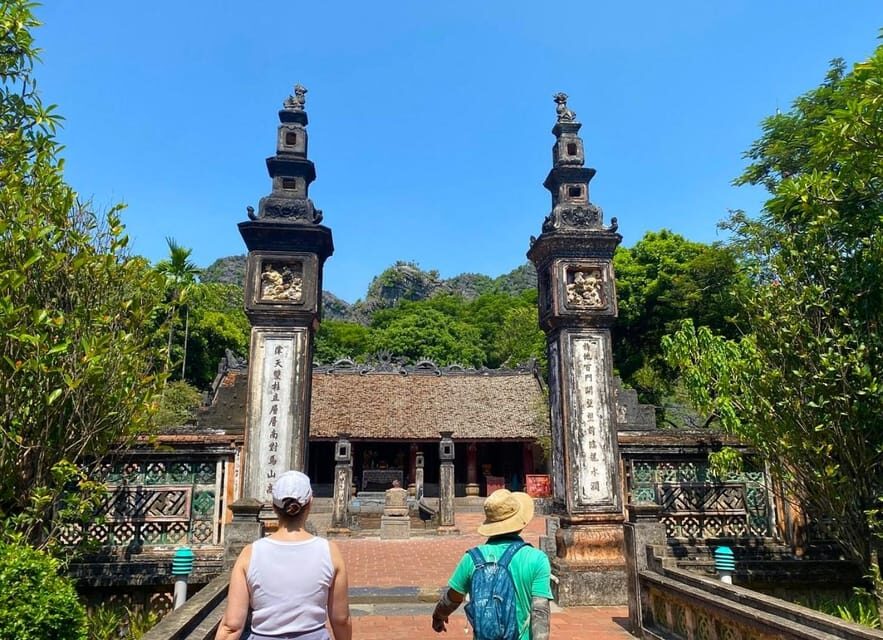 Private Luxury 1 Day Trip: Hoa Lu, Tam Coc, Mua Cave, Biking - When Tam Coc looks its best: rice season and timing