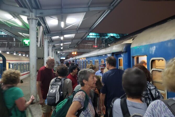 Private Overnight Train Hanoi To Sapa Or Return - What Your Cabin Actually Includes: AC, Reading Lights, and Clean Toilet Access