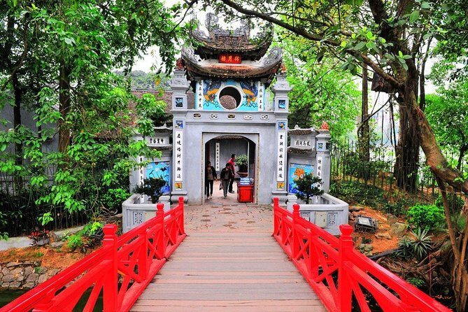 Private Tour: Hanoi City Tour Including Water Puppet Show and Cyclo Ride - Old Quarter by Cyclo, Then St Joseph’s Cathedral