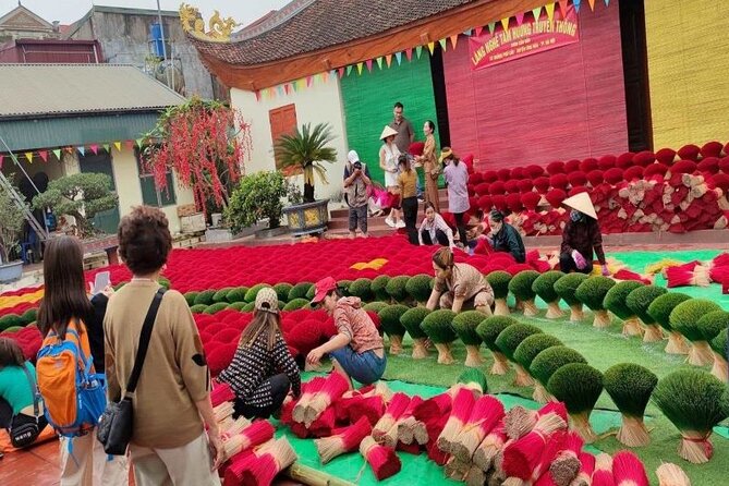 Private Tour Incense Village, Hat village & Train Street Coffee - Timing, Comfort, and the Real Pace of a 6–7 Hour Day