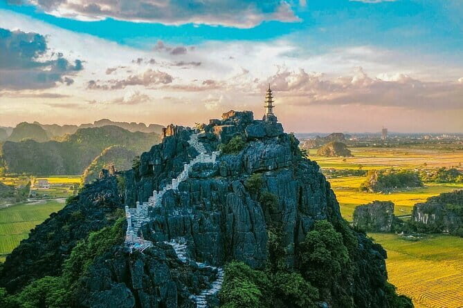PRIVATE TOUR Ninh Binh One Day - Hoa lu- Tam Coc - Mua Cave - Lunch in Ninh Binh: A Set Meal That Helps You Power Through