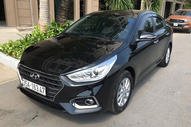 Private Transfer Between Hanoi City and Noi Bai Airport (HAN) - The car ride: what “private and air-conditioned” gets you