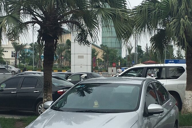 Private Transfer from Hanoi Airport HAN to Old Quarter - Car comfort: air-conditioning, water, and what’s not included