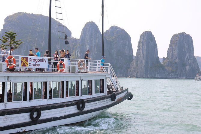 Private Transfer Hotel Pick Up for Small Group Halong Day Tour - Halong Bay on the water: the main event block