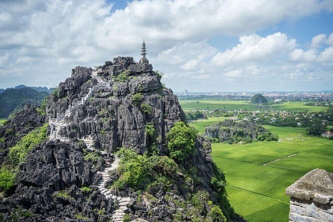 Private Transfers Hanoi <=> Sapa 1 Way (Hotel pick-up/Drop-off) - Pickup and Drop-Off in Real Life: Hotels, Homestays, and Accessible Stops