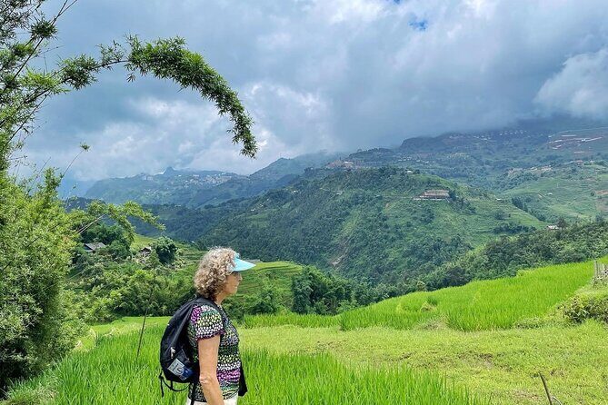 Private Trekking through Terraces Rice Fields in Sapa - Meeting at Sapa Church and getting set for a 9:00 start