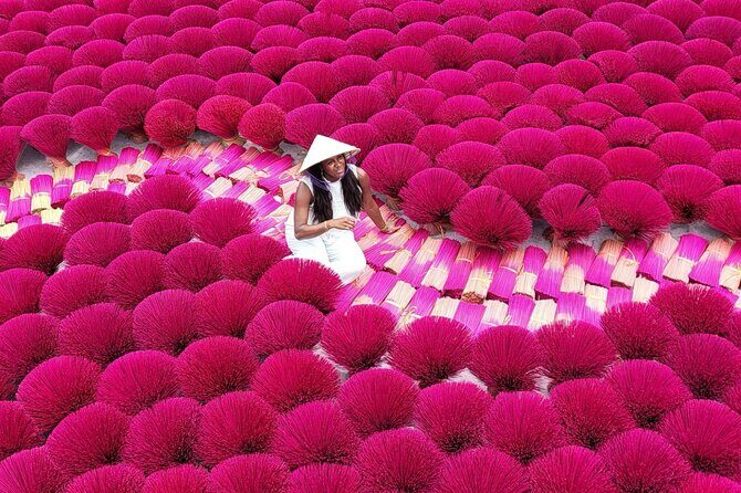 Quang Phu Cau Incense Village- Hoa Lu - Trang An Small Group Tour - From hotel pickup to a 7:30 am start: how the day runs