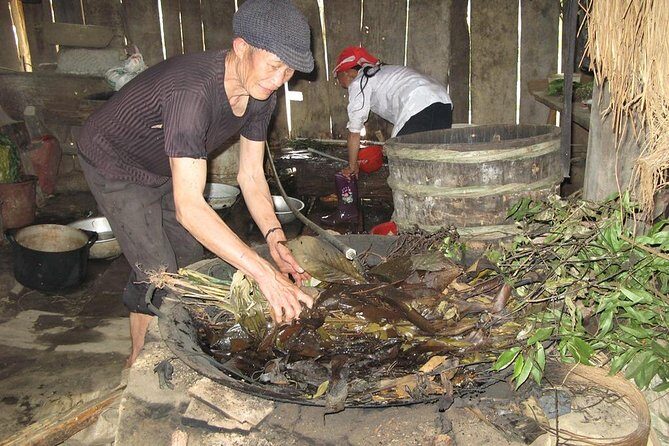 Red Dao village trek and Herbal bath - Four Herbal Smoke Baths: The End-of-Day Reset You’ll Appreciate