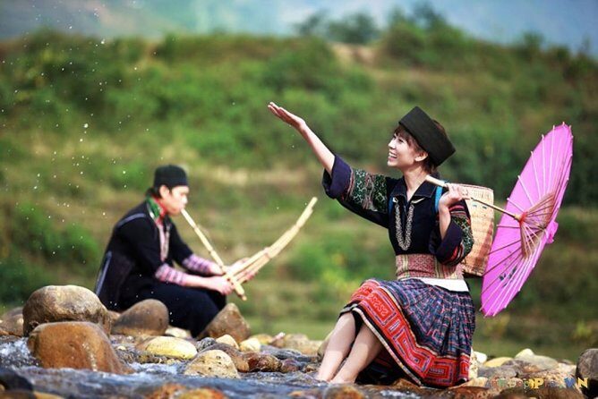 Round - Trip Hanoi - Sapa - Hanoi Private Vehicle Charter - What you can do with the car in Sapa time