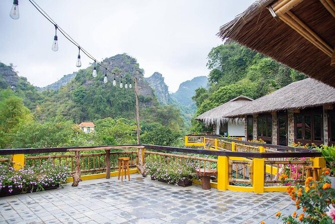 Roundtrip: HaNoi - NinhBinh - LanHa Bay on 5-Star Cruise 3days - Service, Guides, and Group Size: How to Set Yourself Up for a Good Trip