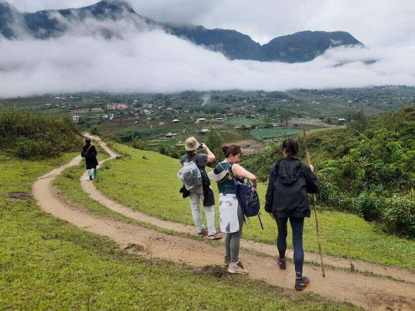 Sa Pa: Cat Cat Village Tour to Visit the Hmong People - The trek back uphill to Sapa: late-afternoon timing is real