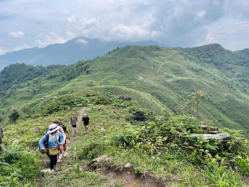 Sapa: 1-Day Trek to Mountain, Local Villages & Rice Terraces - Dragon Jaw Mountain: the viewpoint that earns its sweat