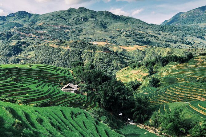 Sapa 2-Day Trek & Homestay in Ta Van Village – Be a Local - The walking route: what you’ll see on each day