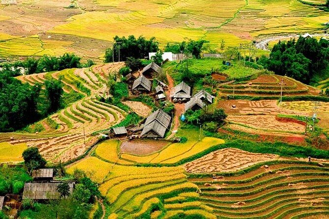 Sapa 3 Days Trekking Tour ( Overnight Train + Homestay + Hotel ) - Overnight Hanoi to Sapa: The smartest way to start