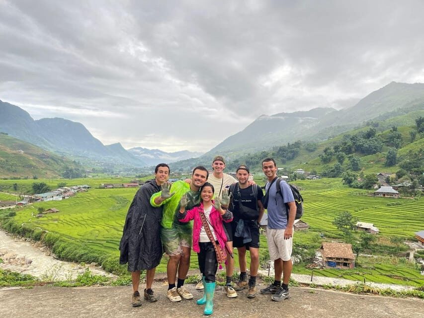Sapa: Full-Day Trekking Tour to Lao Chai and Ta Van Village - Y Linh Ho to Lao Chai: meeting the Black H’mong