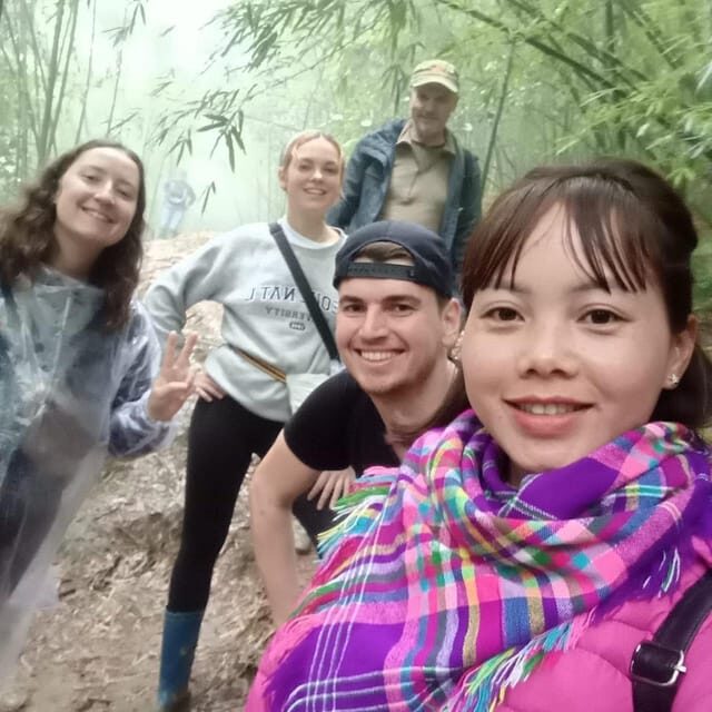 Sapa: Full-Day Trekking Tour to Lao Chai and Ta Van Village - What to bring for a comfortable day