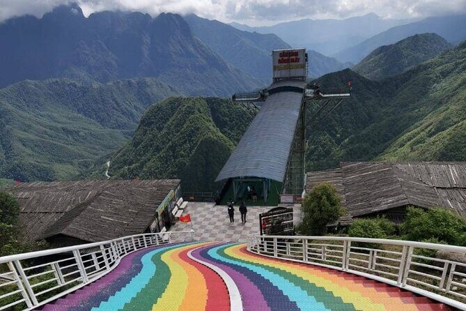 Sapa Half Day Private Car or Motorbike Customized Scenic Tour - Cat Cat Village: Black H’Mong Daily Life in a Valley Setting