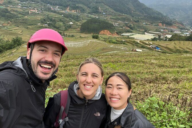 Sapa Loop Full Day Motorbike Tour with Lunch - Ngũ Chỉ Sơn: Lunch With Five-Finger Mountain Views