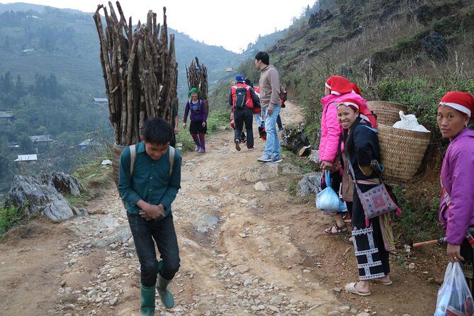Sapa Motorbike Tour 2 Days 1 Night Off The Beaten Track - Day 1: Silver Falls, O Quy Ho, and the Muong Hoa Valley overlook