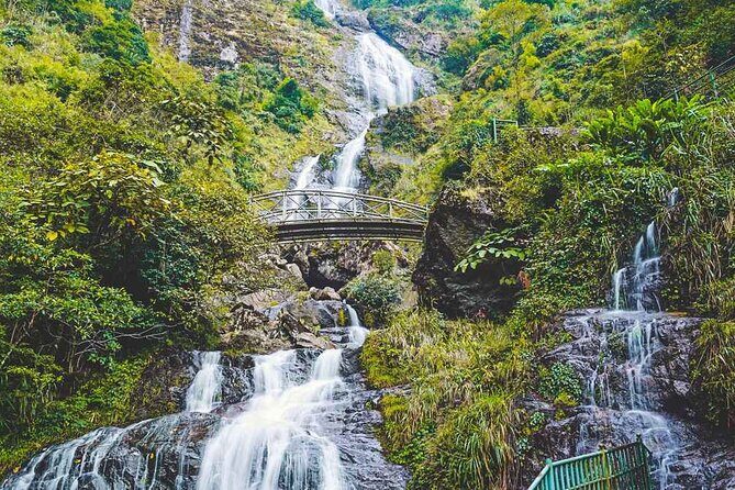 SaPa Motorbike Tour - Half day - Visit Waterfall - Motorbike Transport and Safety: What You Can Expect on the Ride