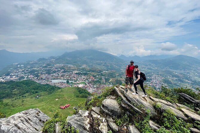 Sapa Mountain Escape: 2-Day Trekking, Rice Terraces & Homestay - Day 1 Morning: Ham Rong Mountain Views You Can Walk Into