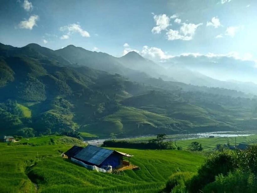 Sapa: Muong Hoa Mountain Views and Villages Trek with Lunch - The Sa Seng Mountain Climb: Fansipan and the Rice-Terrace View