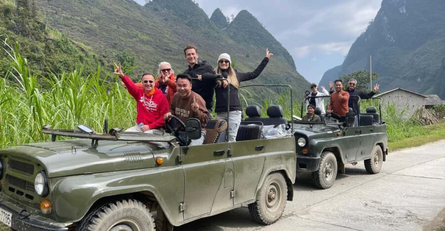 Sapa Open Air Jeep Half Days Off the Beaten Track, Backroad - Ta Phin stop: a guided village walk with time to look closely