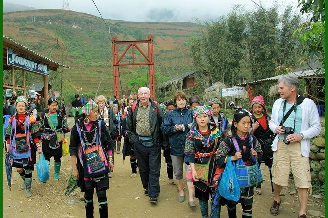 Sapa Private Trekking Through Rice Terraced Fields - 1Day - Stop 1: Y Linh Ho to Lao Chai — First Terraces and Real Walking Time