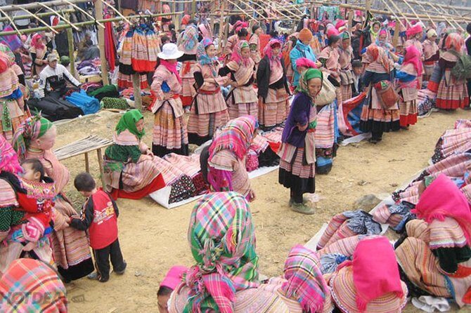 Sapa Trek Tours -2D1N Stay At 3*** -TRANSFER BY SLEEPING BUS - One Caution: If You Need Exact Minutes, Read Closely