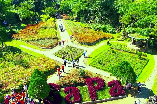 Sapa Trek Tours -2D1N Stay At 3*** -TRANSFER BY SLEEPING BUS - Red Dzao and Black Hmong Crafts: Learning With a Guide, Not Just Looking