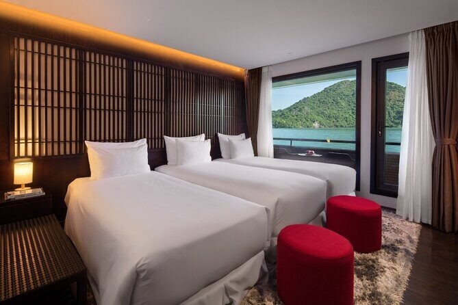 Scarlet Pearl Cruise - The Pearl of Ha Long Bay - 2 Days 1 Night - Sang Cave by Kayak or Row Boat: That 70m Water Approach