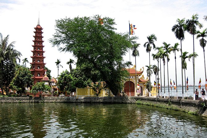 Shore Excursion: The Beauty of Hanoi City from Halong Cruise Port - One Pillar Pagoda: Iconic Shape, Small Time
