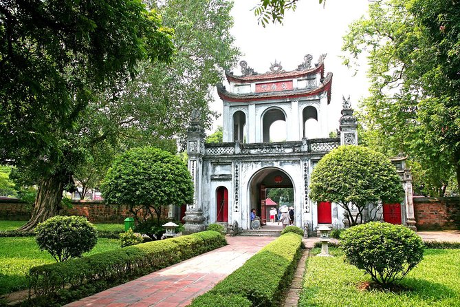 Shore Excursion: The Beauty of Hanoi City from Halong Cruise Port - Tran Quoc Pagoda: Old Roots by the Water