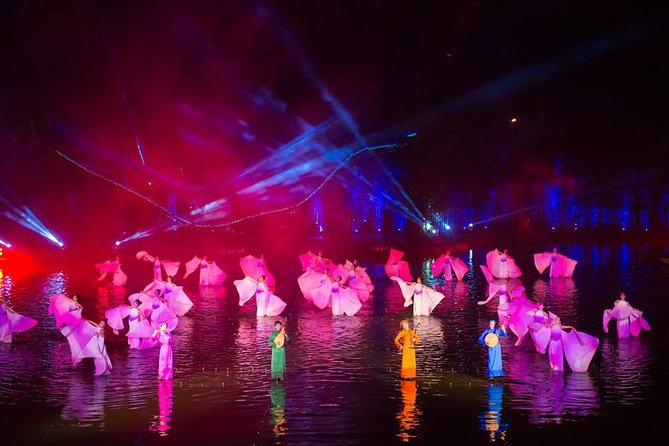 Skip the Line: The Quintessence of Tonkin Ticket (Wed, Sat, Sun) - A water-based show that makes Vietnamese culture physical