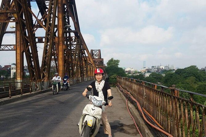 Small-group motorbike sightseeing and food tour in Hanoi - Price and value: why $48.21 can make sense