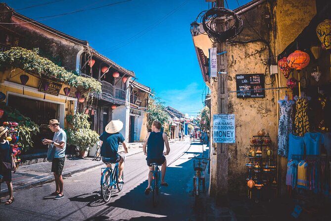 Southeast Asia 23-day: Vietnam, Cambodia & Thailand - Ho Chi Minh City and the Mekong: war sites and water life