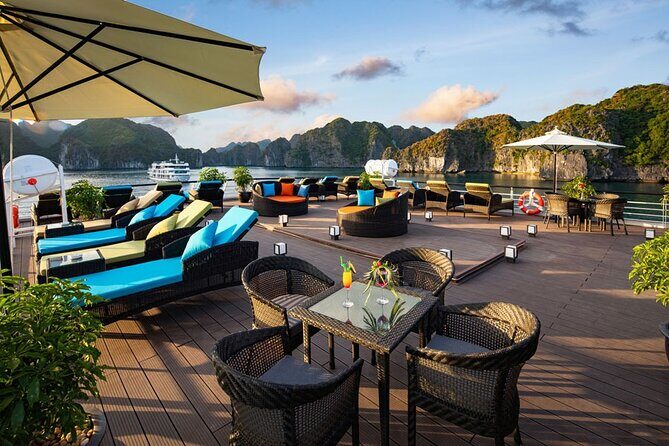 Stellar of The Seas Best Top Vip Cruise Ha Long Bay 2 Day 1 Night - Day 1 in Lan Ha: lunch, islets, kayaking, and time to swim
