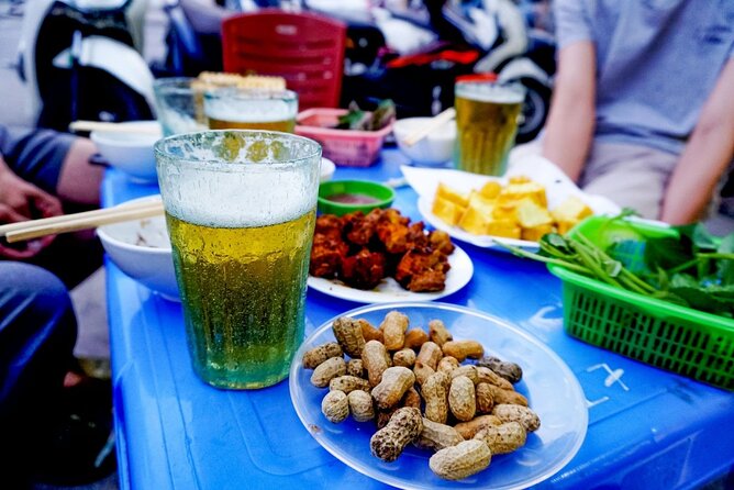 Street Food by Walking Tour for 3 hours in Hanoi, Vietnam - Timing and pacing: the 6:00 pm start is part of the deal